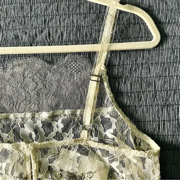 Anthropologie Sheer Mixed Lace Cami In Ivory Size S NWT - Picture 14 of 14